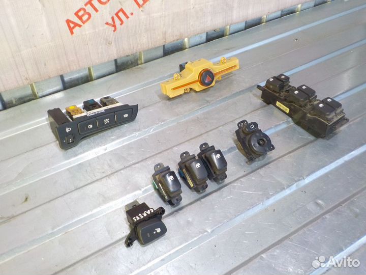 Кнопки салонные Киа Каренс 2 Kia Carens 2 (UN)