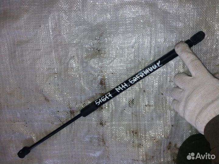 Амортизатор багажника Chery M11