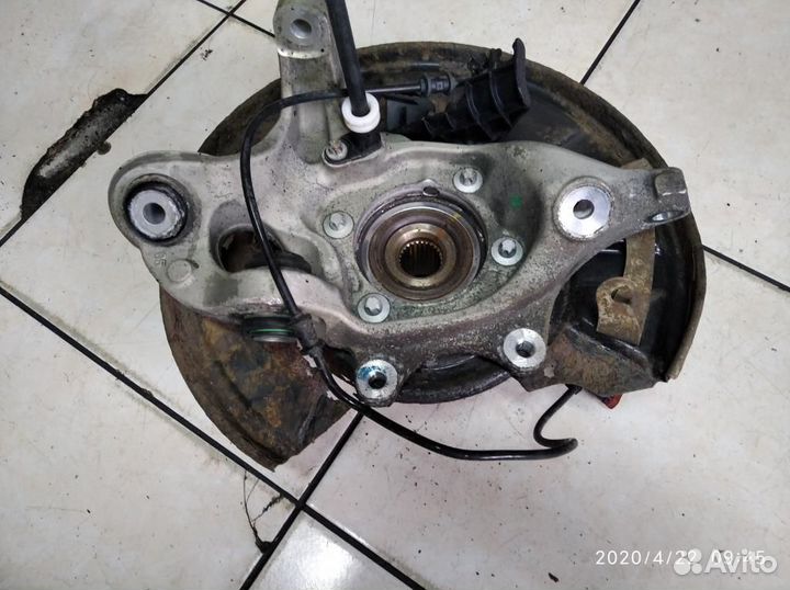 Кулак подвески задний правый w212 E-class 651.9