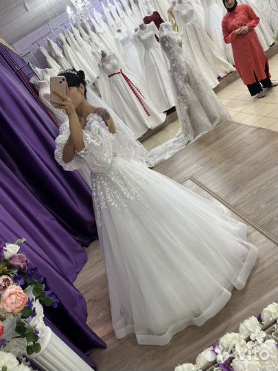 Платье свадебное