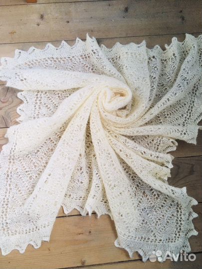 Пуховый платок паутинка