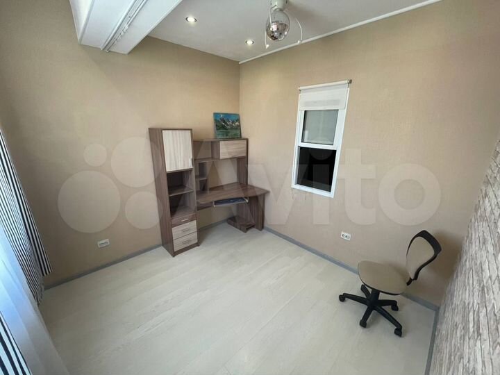 2-к. квартира, 46 м², 7/7 эт.