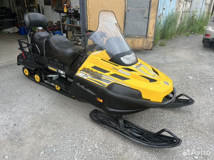 Brp ski-doo skandic