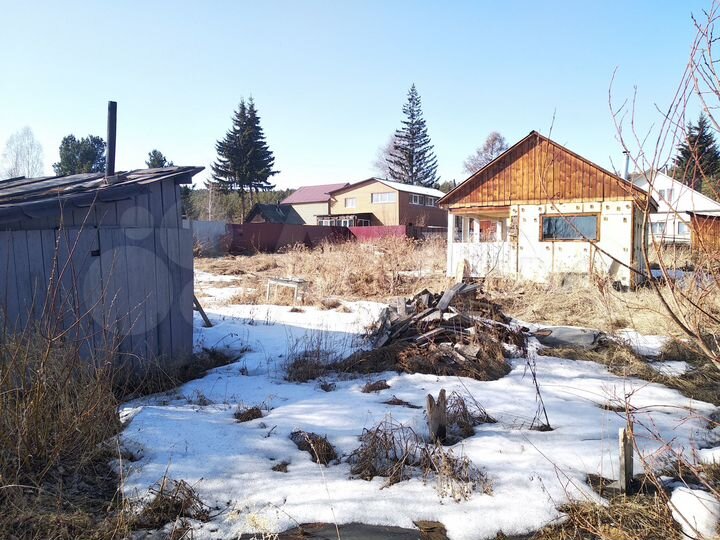 Дача 24 м² на участке 11 сот.