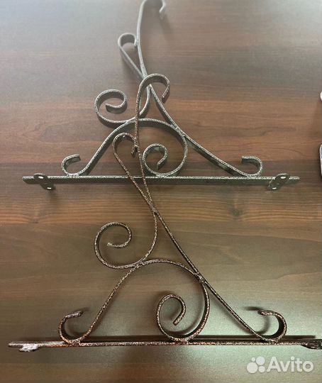 Усиленный кронштейн для кашпо