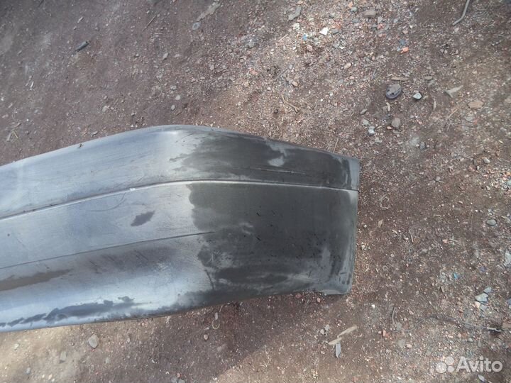 Задний бампер Audi 80 b3