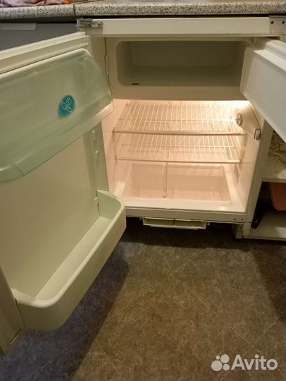 Холодильник бу маленький высота 85 см