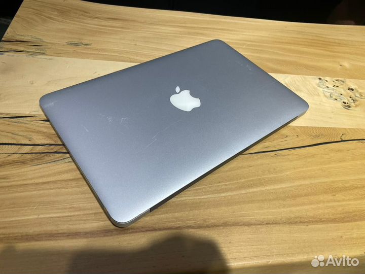 MacBook Air i5. mid2012