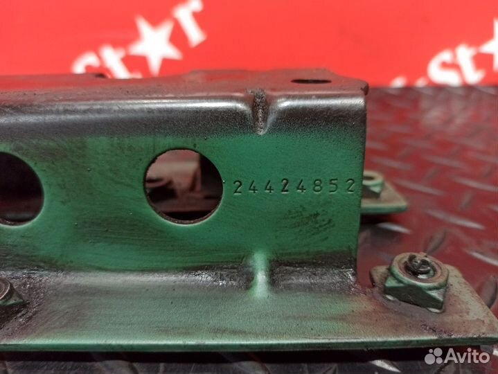 Кронштейн трубки охлаждения Volvo FH, Volvo FM