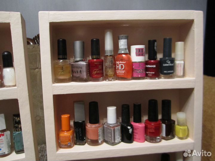 Лак и полка