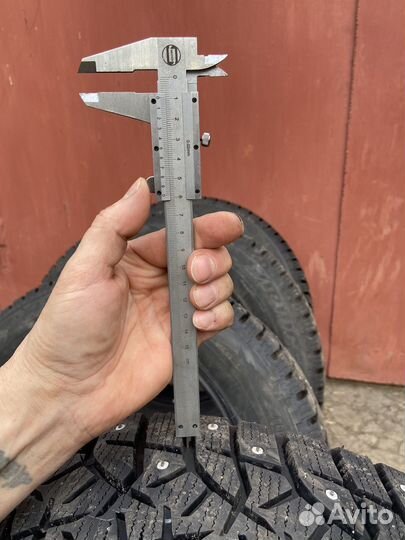 Bridgestone Blizzak Spike-02 205/60 R16