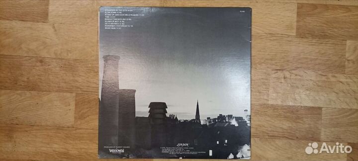 Виниловая грампл John Miles