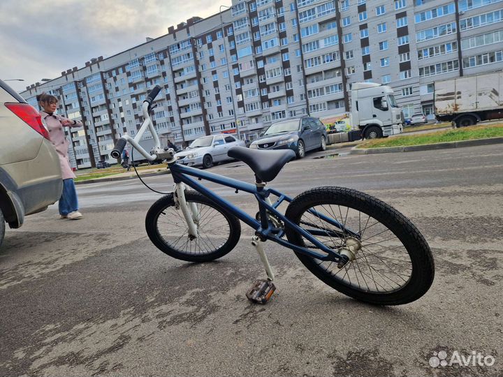 Трюковой велосипед bmx Gt