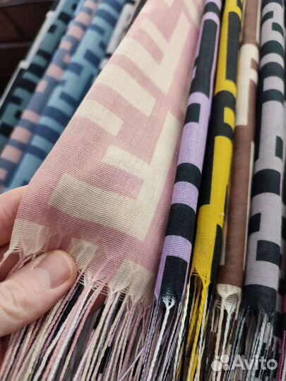 Палантин женский Fendi новый