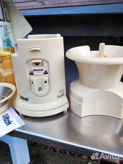 Соковыжималка vitek