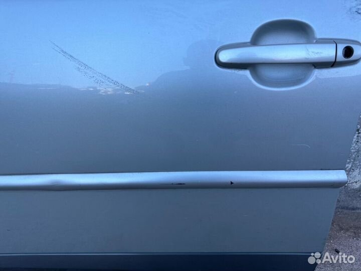 Дверь передняя левая Toyota Voltz ZZE138