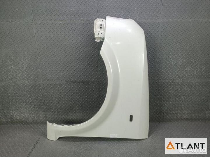 Крыло переднее левое nissan cube