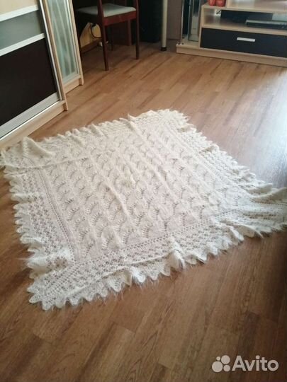 Шаль пуховая ручная работа