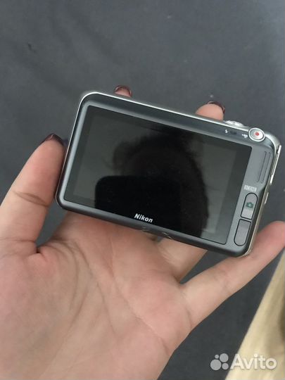 Компактный фотоаппарат nikon