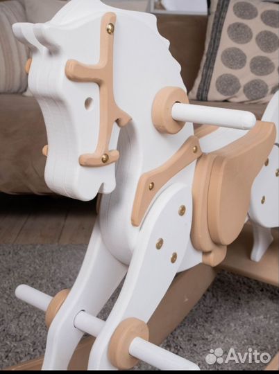 Качалка лошадка деревянная