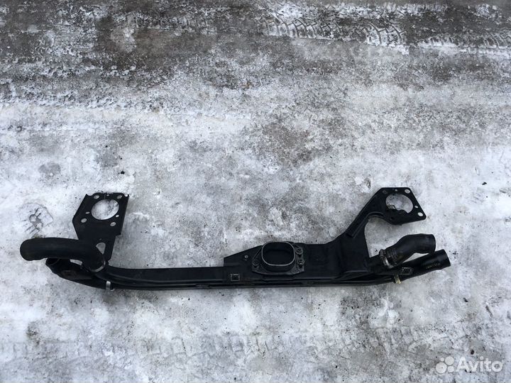 Балка подрадиаторная Audi A4 B6 2,5 TDI