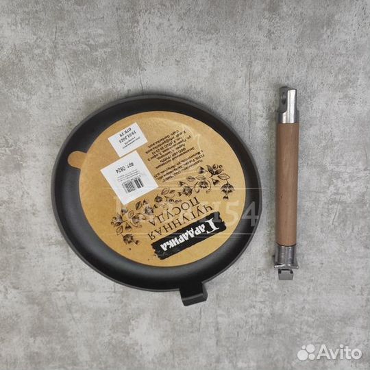 Сковородка для блинов чугунная 24 см