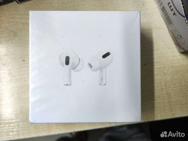 Bluetooth-гарнитура Apple AirPods Pro