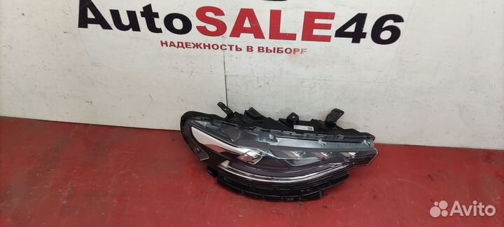 Фара передняя правая Haval F7
