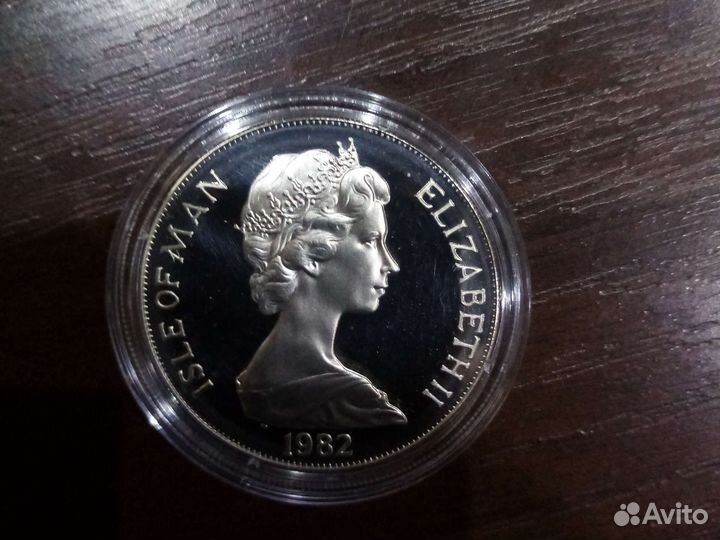 Набор монет острова Мэн к чм по футболу 1982г