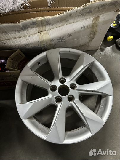Колесо lexus rx
