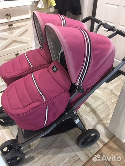 Коляска для двойни или погодок