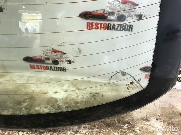 Стекло заднее Kia Shuma лифтбек S6D