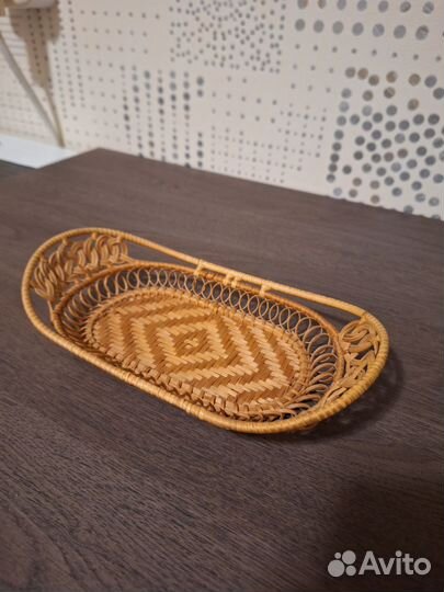 Корзинки плетеные из соломы для хлеба и фруктов