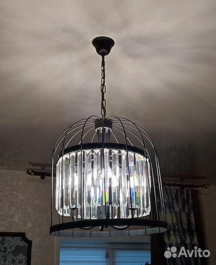 Люстра подвесная потолочная