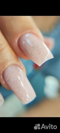 Маникюр и педикюр