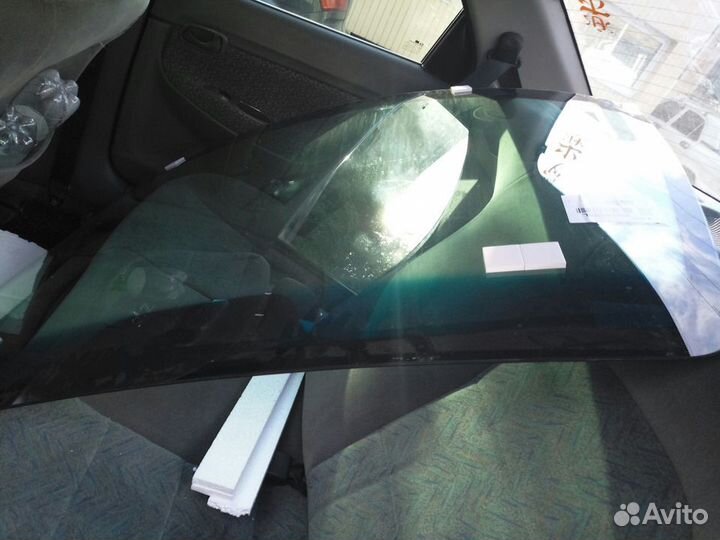 Лобовое стекло на Daewoo Nubira 1997-2003