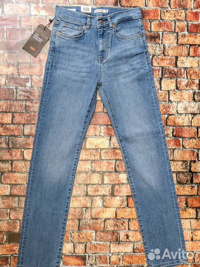 Джинсы женские Levis 724 классика