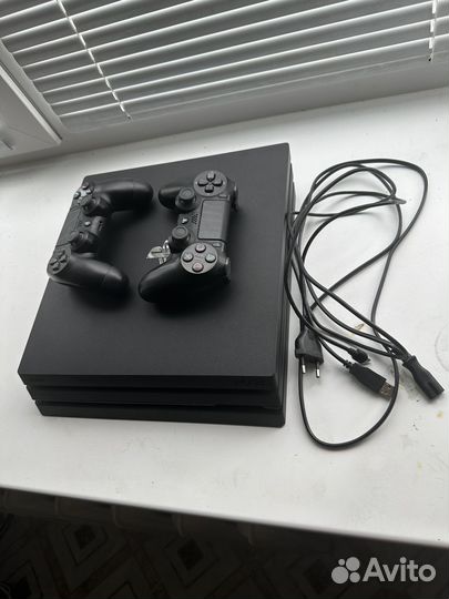 Sony PlayStation 4 pro 1tb
