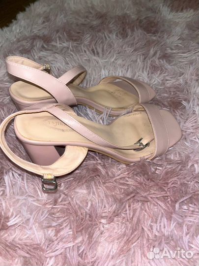 Босоножки женские 39 размер