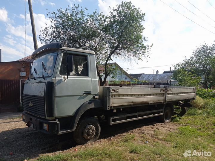 МАЗ 4370, 2001
