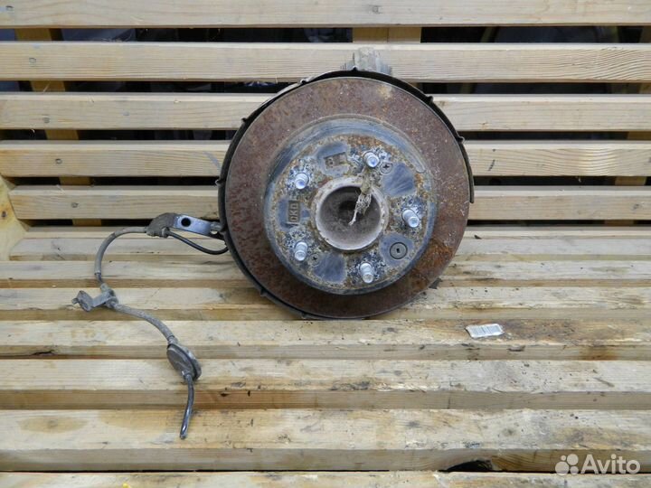 Цапфа задняя правая Hyundai i30 FD 2009 527202H000