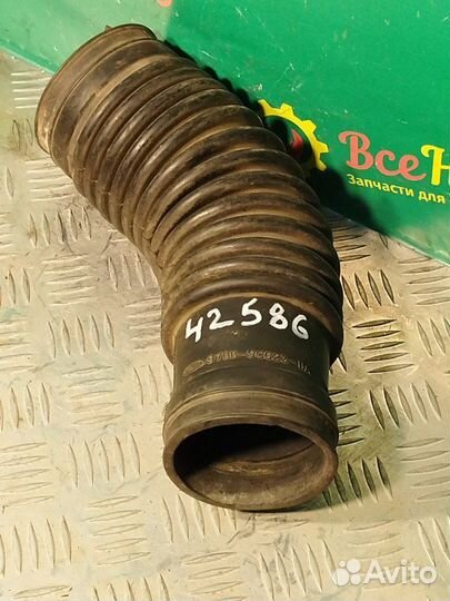 Патрубок воздушного фильтра Ford Mondeo 1995