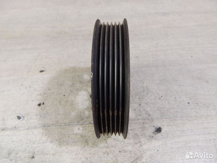 Шкив насоса гидроусилителя руля VW Golf 4