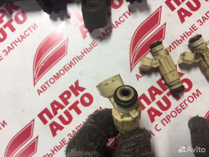 Рампа с форсунками Hyundai Tucson 2007