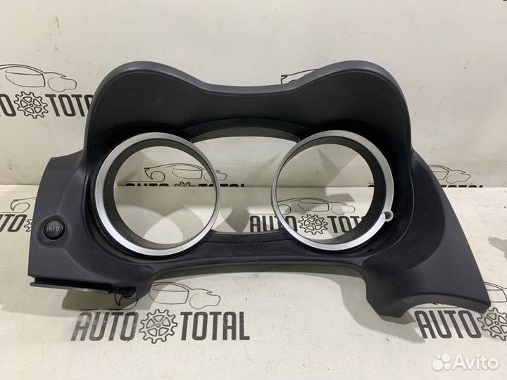 Накладка панели приборов Mitsubishi Lancer 10 4A92