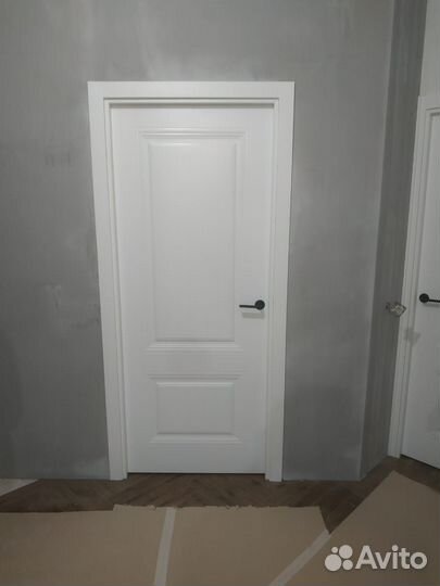 Двери межкомнатные с коробкой белые