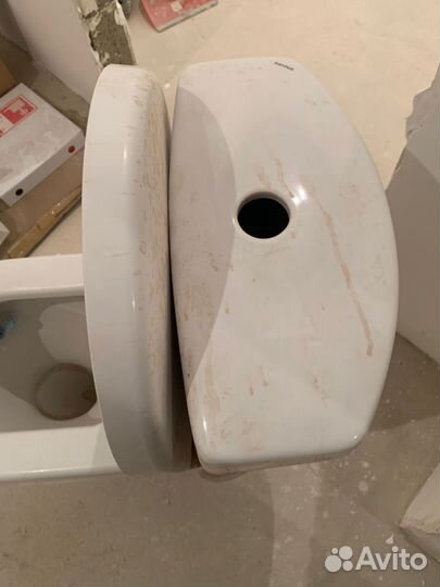 Унитазы и бачки бу