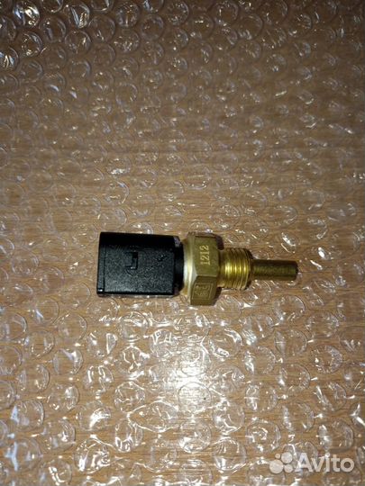 Датчик температуры охлаждающей жидкости