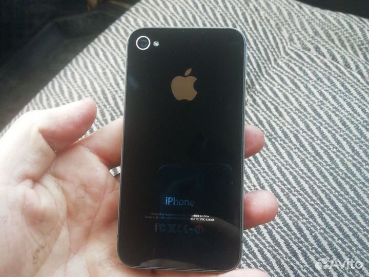 iPhone 4S, 8 ГБ