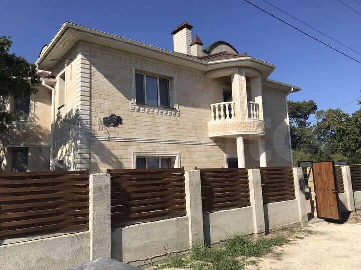 Дом 252 м² на участке 24 сот.